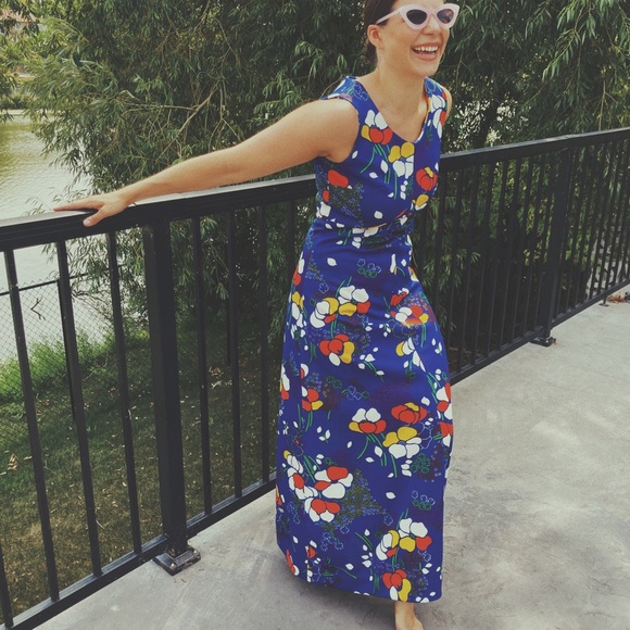 Vintage Dresses & Skirts - 1970’s Vibrant Floral Maxi Dress